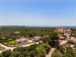 Fotografie z fotogalerie ubytování Dimitra's sunny villa v destinaci Mirsinokhórion