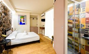 Posteľ alebo postele v izbe v ubytovaní The Yard Hostel