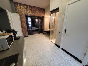 Køkken eller tekøkken på Alfa Luxury Boutique