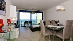 Posedenie v ubytovaní Apartamento Sea Senses