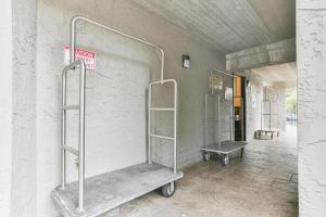 Φωτογραφία από το άλμπουμ του Family Bear Condos, Full King Suite, Kitchen, Pool Access Unit 103 σε Gatlinburg +23 φωτογραφίες