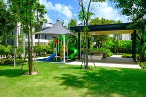 Детская игровая зона в Laguna Park Villas by Lofty