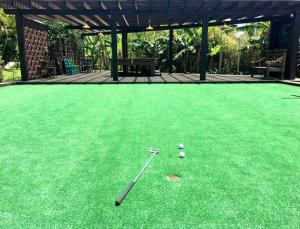 Golf v penzionu – hostince nebo okolí