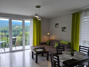 Część wypoczynkowa w obiekcie Villa Mountain View Apartamenty