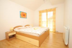 Fotografia z galérie ubytovania Apartments with a parking space Hvar - 8794 v destinácii Hvar