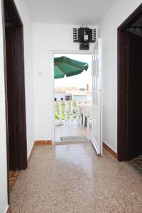 Fotografia z galérie ubytovania Apartments by the sea Verunic, Dugi otok - 8104 v destinácii Veli Rat
