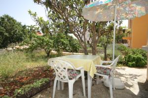 Zahrada ubytování Apartments with a parking space Bozava, Dugi otok - 8108