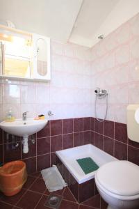 Koupelna v ubytování Apartments by the sea Luka, Dugi otok - 8151