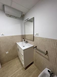 Koupelna v ubytování Apartamento Almar PLAYA DE LEVANTE + 12 fotografií