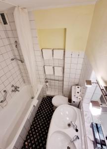 Koupelna v ubytování Hotel Heikenberg