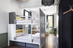 Postel nebo postele na pokoji v ubytování Generator Rome