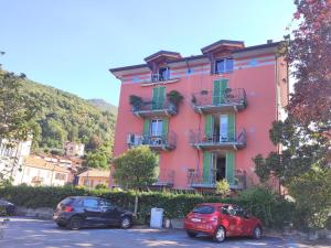 The building in which Az apartmant is located
