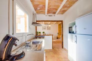 Кухня или мини-кухня в Ideal Property Mallorca - Sol de Mallorca 1
