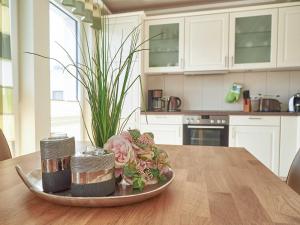 Kuchyň nebo kuchyňský kout v ubytování DünenResort Binz - Apt. 3.8