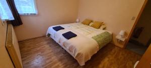 Letto o letti in una camera di Grund in Ólafsvík