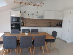 Kuchyň nebo kuchyňský kout v ubytování Penthouse Sunset