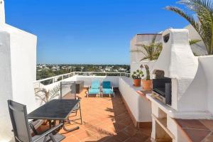 Balkon lub taras w obiekcie LAS CALAS Nice apartment near the sea.