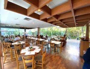 En restaurang eller annat matställe på SP Stays Itaim FL Residence