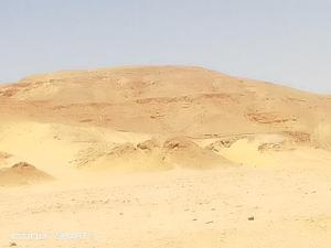 a sand hill in the middle of the desert at رحله تسوق الغردقه in Hurghada