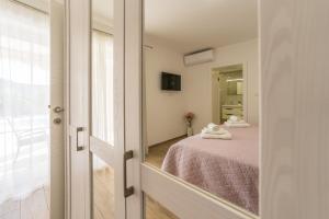 Postel nebo postele na pokoji v ubytování Villa San Antonio - Heated pool