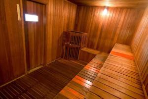 a empty room with a heater in a sauna at Hotel Premium Campinas in Campinas