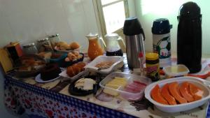 Makanan di atau berdekatan inn ini