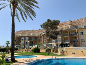 Bazén v ubytovaní Denia_Azul Marino_playa alebo v jeho blízkosti