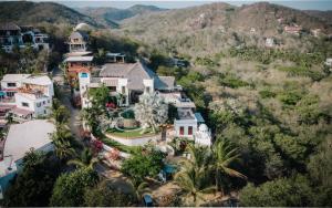 Nespecifikovaný výhled na hory nebo výhled na hory při pohledu z bed and breakfast