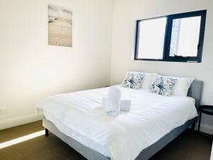 Gambar di galeri bagi Stunning view 2bed 2bath Condo (Parking, WiFi) di Sydney