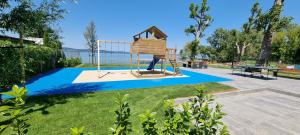 Detský kútik v ubytovaní Platán Beach Apartman with lakeview