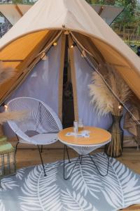 Foto dalla galleria di AKOA GLAMPING Eco-Luxury Hotel a Guarne