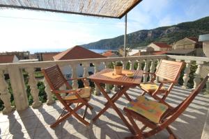 Fotografie z fotogalerie ubytování Apartments with WiFi Komiza, Vis - 8911 v destinaci Komiža
