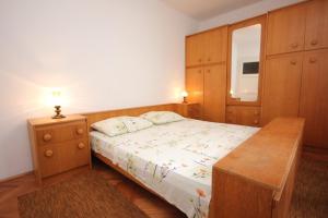 Fotografie z fotogalerie ubytování Seaside holiday house Vis - 8907 v destinaci Vis