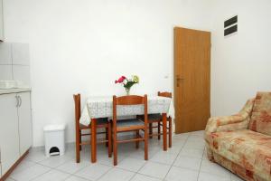 Fotografie z fotogalerie ubytování Apartments by the sea Molunat, Dubrovnik - 8956 v destinaci Molunat