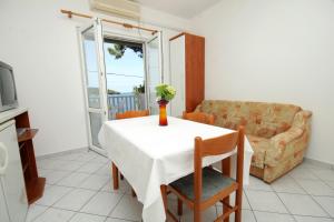 Fotografie z fotogalerie ubytování Apartments by the sea Molunat, Dubrovnik - 8956 v destinaci Molunat