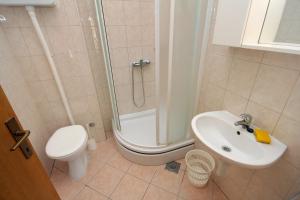 Fotografie z fotogalerie ubytování Apartments by the sea Molunat, Dubrovnik - 8956 v destinaci Molunat