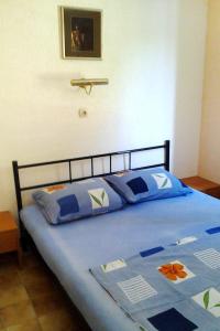 Fotografia z galérie ubytovania Apartments with a parking space Rukavac, Vis - 8920 v destinácii Rukavac