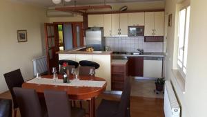 Fotografia z galérie ubytovania Apartments with a parking space Mlini, Dubrovnik - 9105 v Mlini