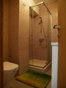 Koupelna v ubytování Apartments with a parking space Makarska - 9129