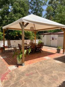 Сад в Casa vacanze dispensa San Pietro