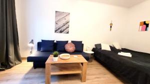 Posedenie v ubytovaní Great Life - apartment next to metro station