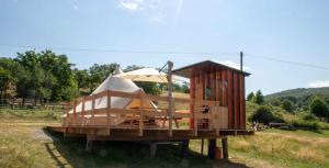Fotografie z fotogalerie ubytování Dolina Village Glamping v destinaci Zece Hotare + 13 fotografií