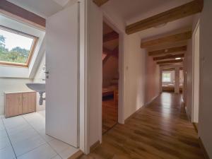Gambar di galeri bagi Spacious holiday in Lampertice near ski area di Lampertice