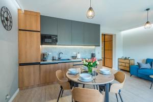 Kuchyňa alebo kuchynka v ubytovaní Apartament Widok