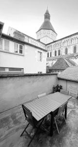 Fotografie z fotogalerie ubytování Le Passage v destinaci La Charité