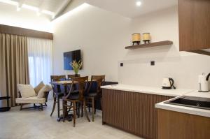 Kuchyňa alebo kuchynka v ubytovaní Leone suites + 14 fotografií
