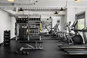 Fitness centrum a/nebo fitness zařízení v ubytování Origin Austin, a Wyndham Hotel