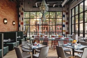 Restaurace v ubytování Origin Austin, a Wyndham Hotel