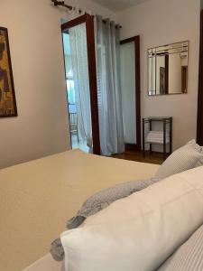 Posteľ alebo postele v izbe v ubytovaní Gorana studio apartment