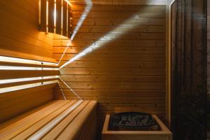 Fotografie z fotogalerie ubytování Villa Longfield-private heated pool, sauna, air-conditioned v destinaci Dugopolje